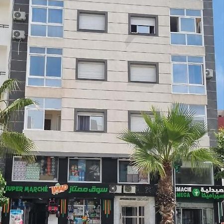 Comfors Appartements 2 프니데크 외부 사진