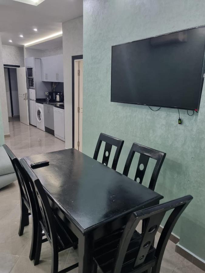 Comfors Appartements 2 프니데크 외부 사진